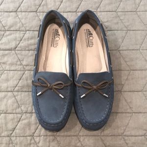 Blue and brown slip one shoes